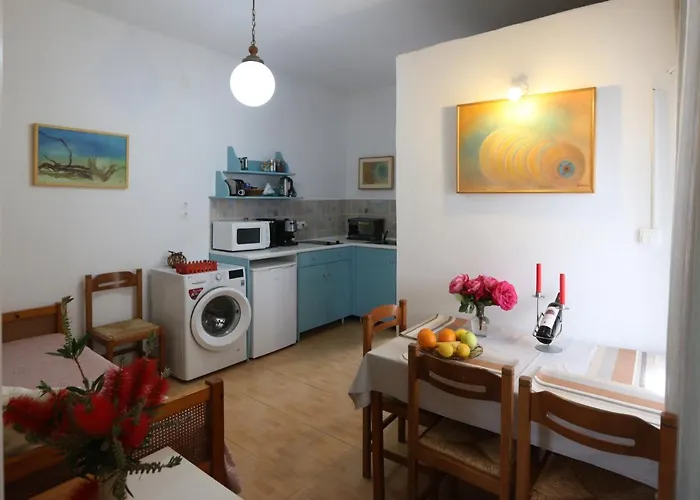 Апартаменты Bella Vista Батси