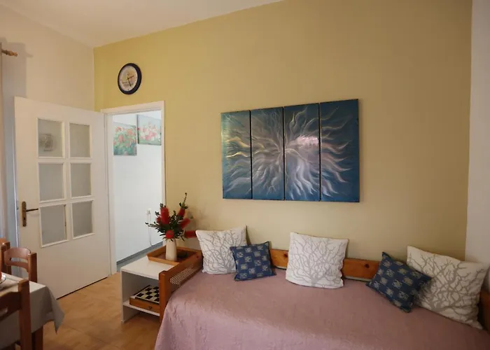 Bella Vista Batsi (Andros)